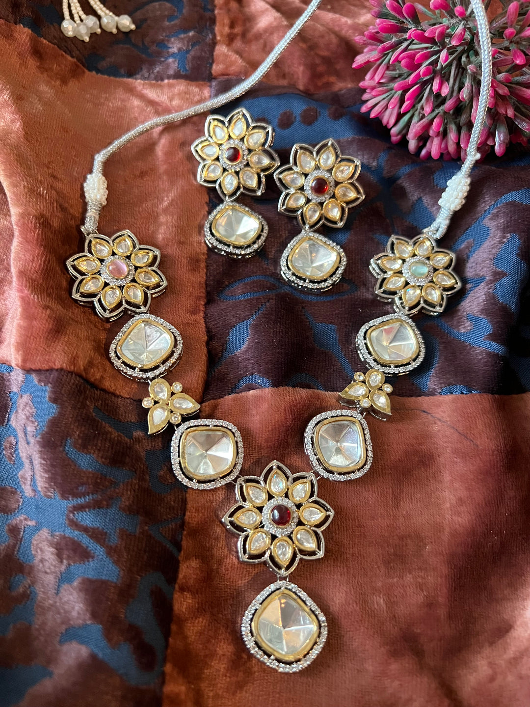 Glamorous Brass and Stone Jewelry Set