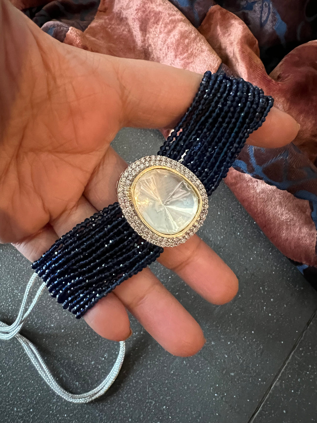 Minimalist Victorian Kundan Choker with Studs