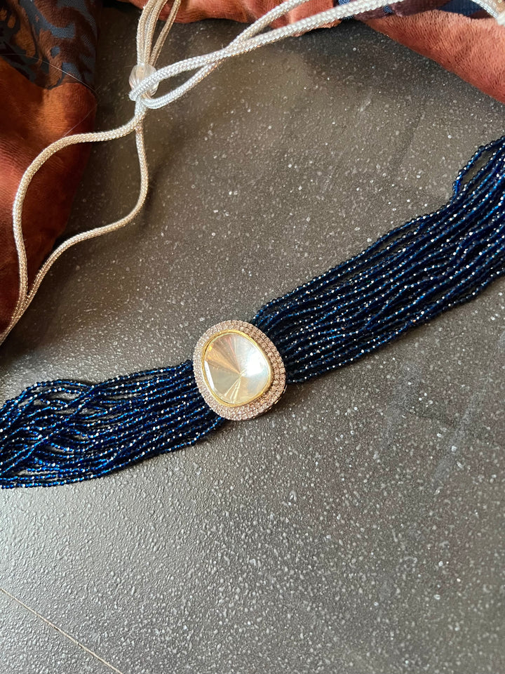 Minimalist Victorian Kundan Choker with Studs