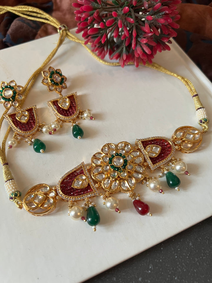 Elegant Kundan Choker with Earrings