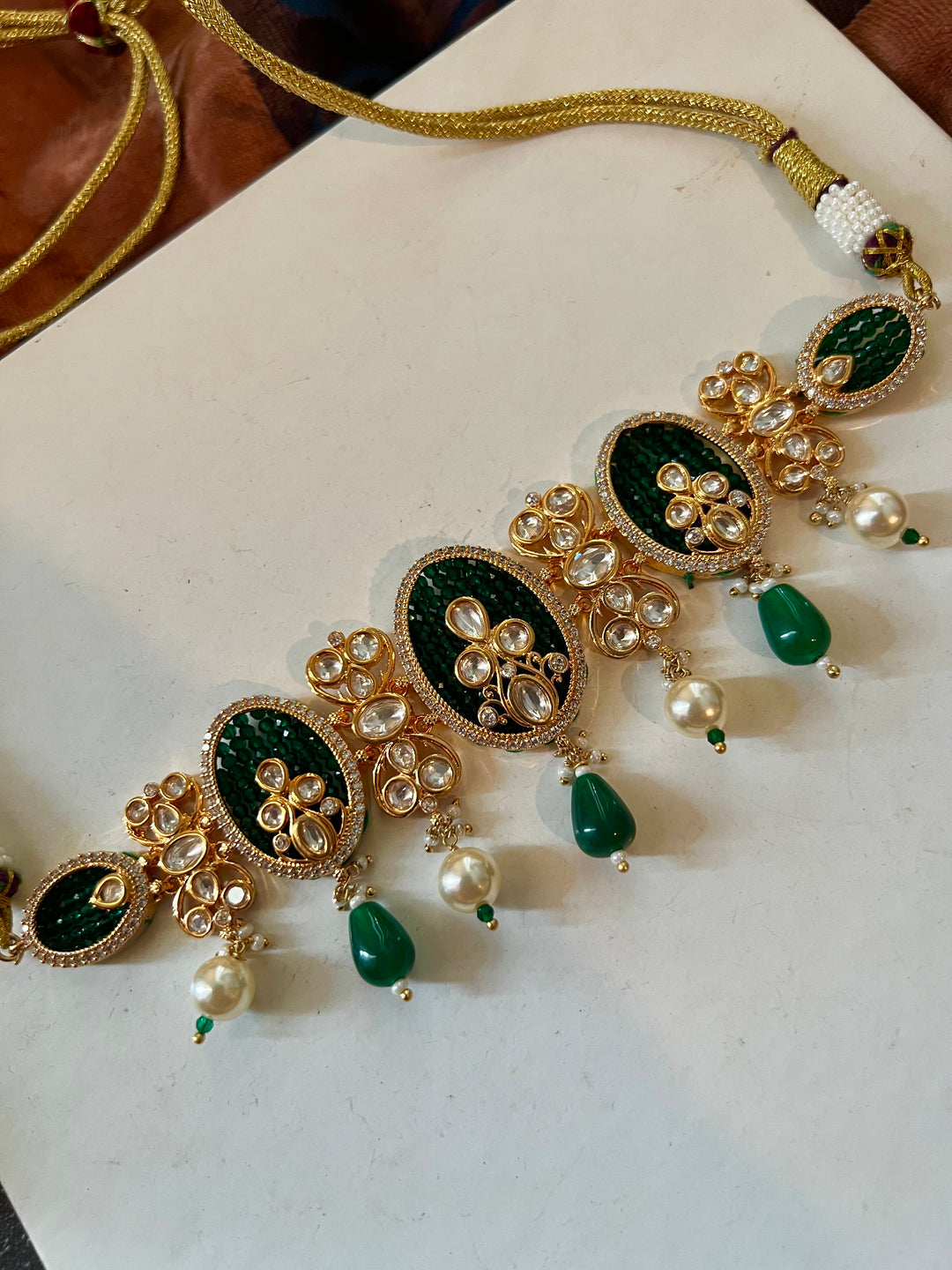 Elegant Kundan Choker with Earrings