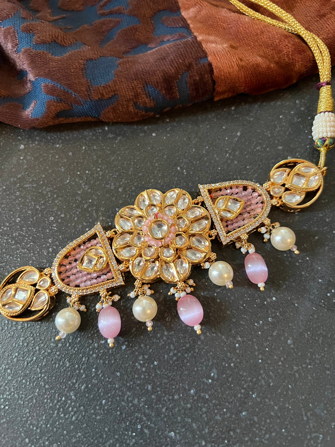 Elegant Kundan Choker with Earrings