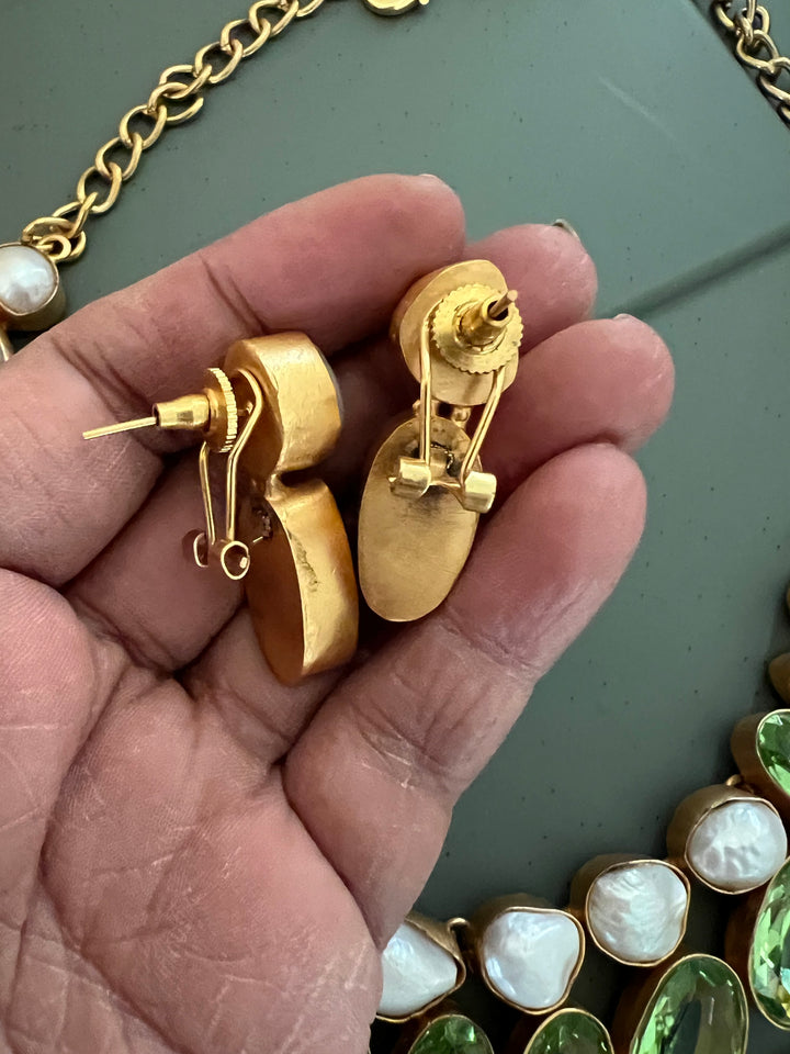 Statement Crystal and Baroque Pearls Necklace Set