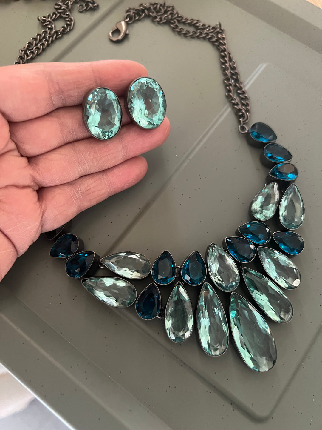 Statement Crystal Necklace Set