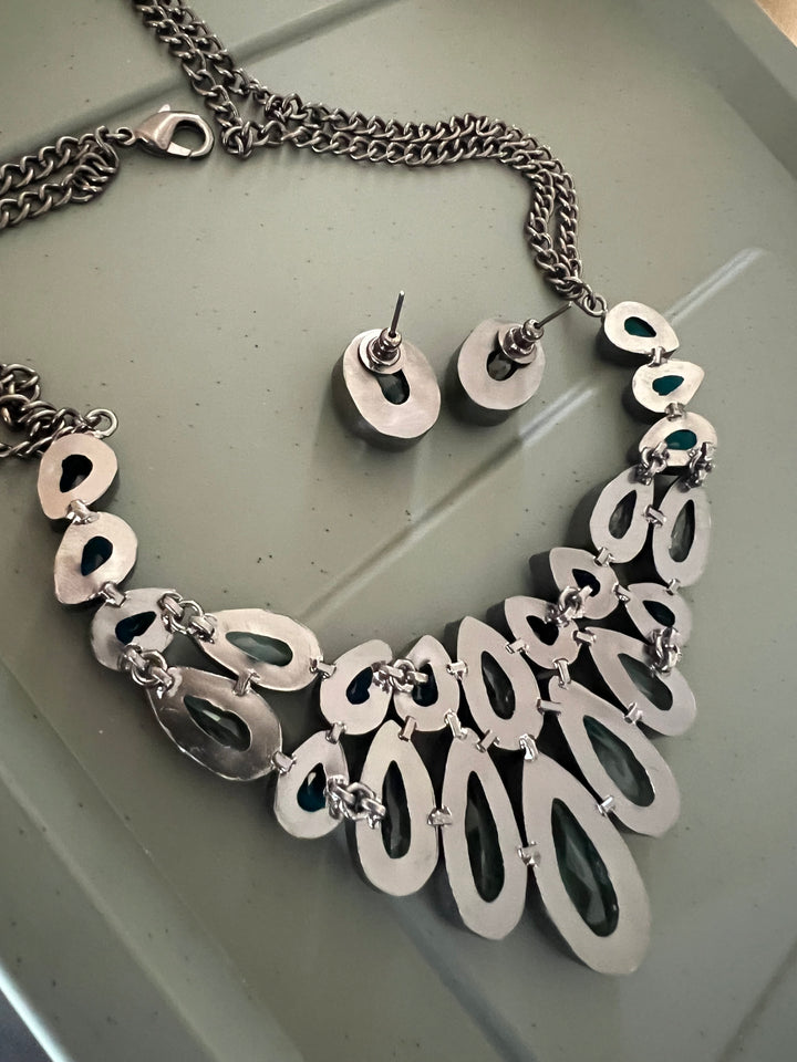 Statement Crystal Necklace Set