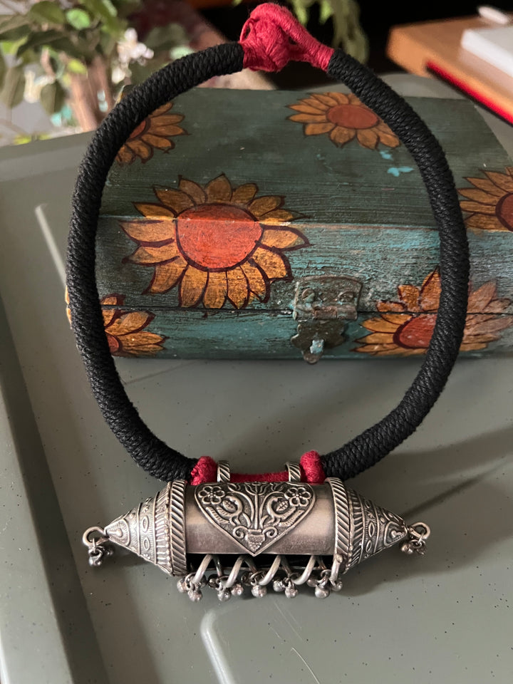 Tribal Pendant Necklace - Elevate Your Elegance