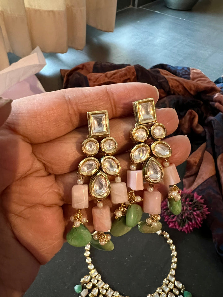 Destination Wedding Jewelry Set: Elegance Beyond Borders