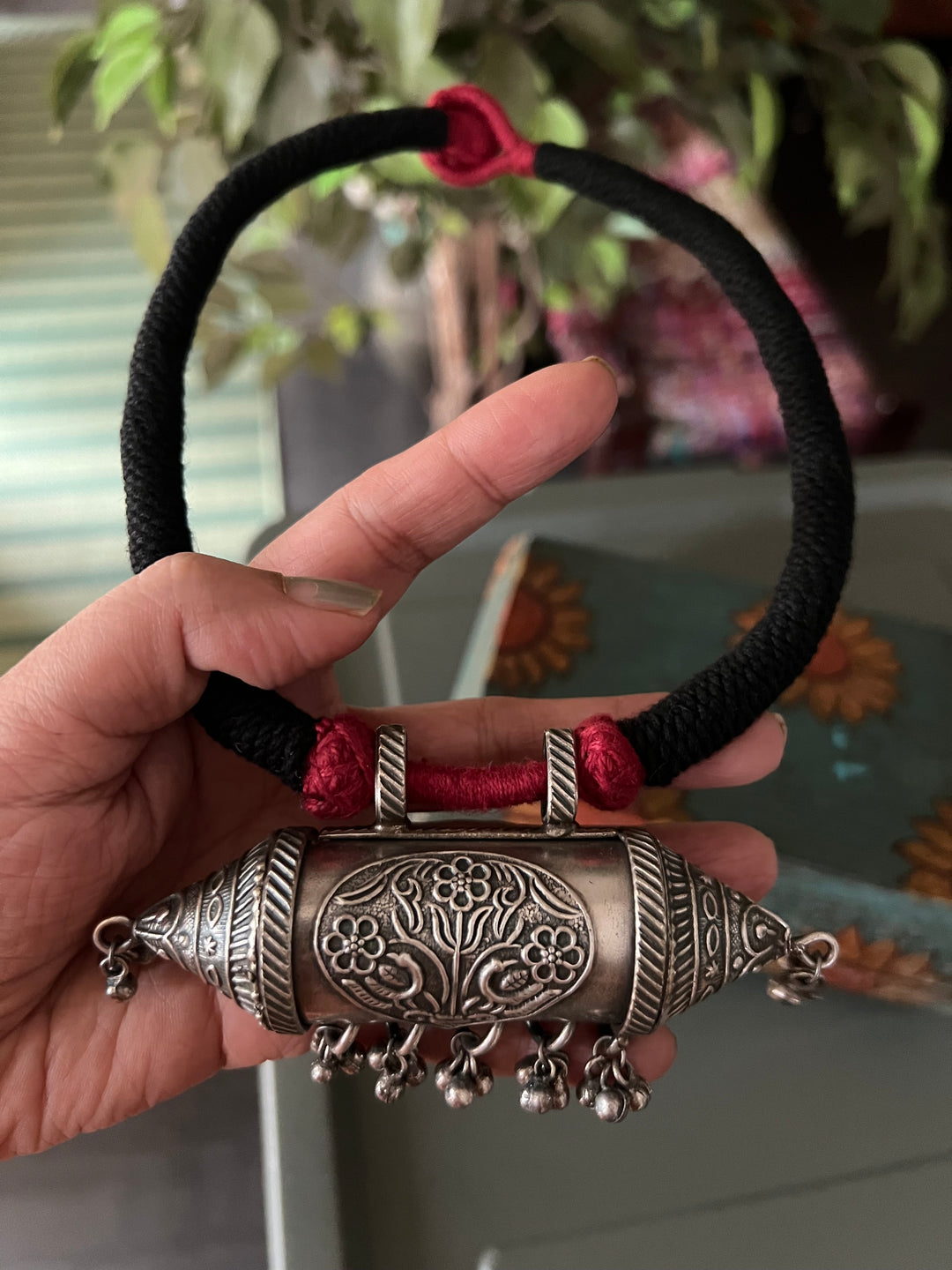 Tribal Pendant Necklace - Elevate Your Elegance