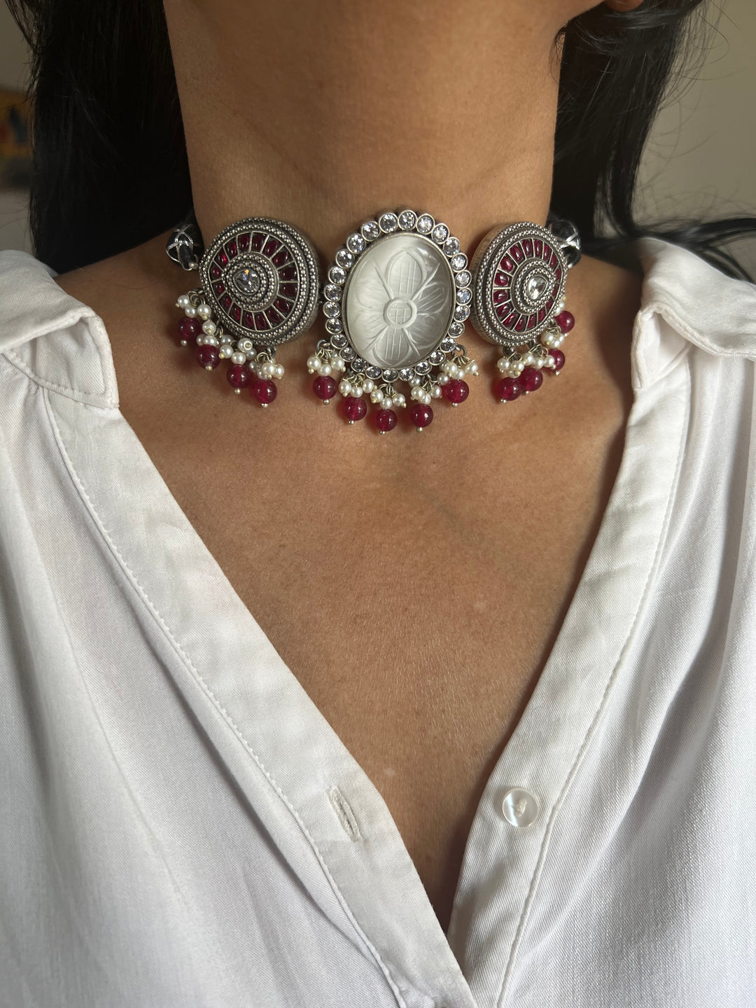 Statement Carved Stone Choker: Exquisite Craftsmanship