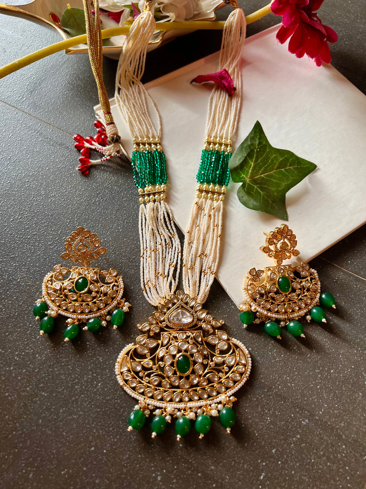 Beautiful Kundan Pendant Necklace with Statement Earrings
