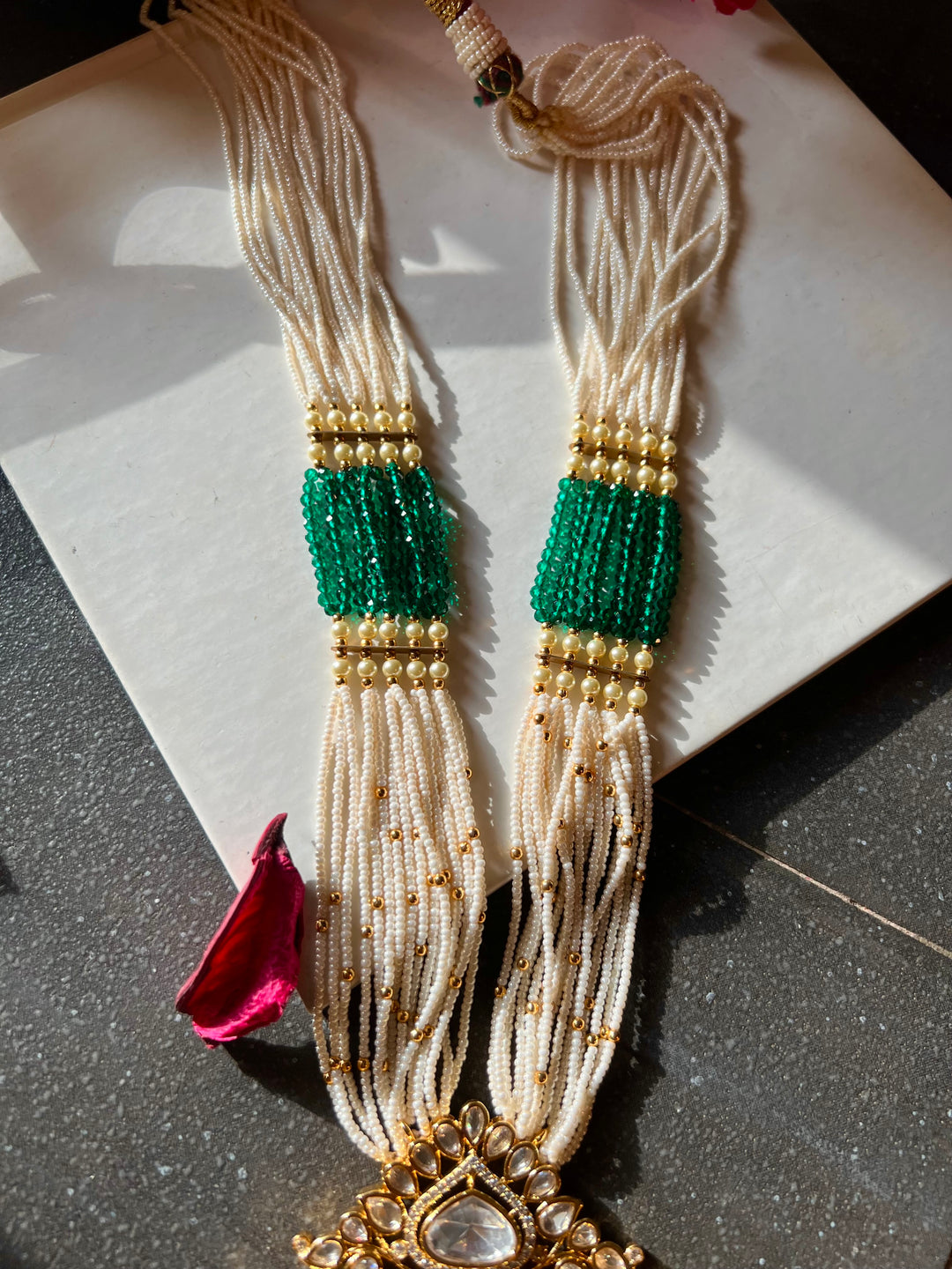 Beautiful Kundan Pendant Necklace with Statement Earrings