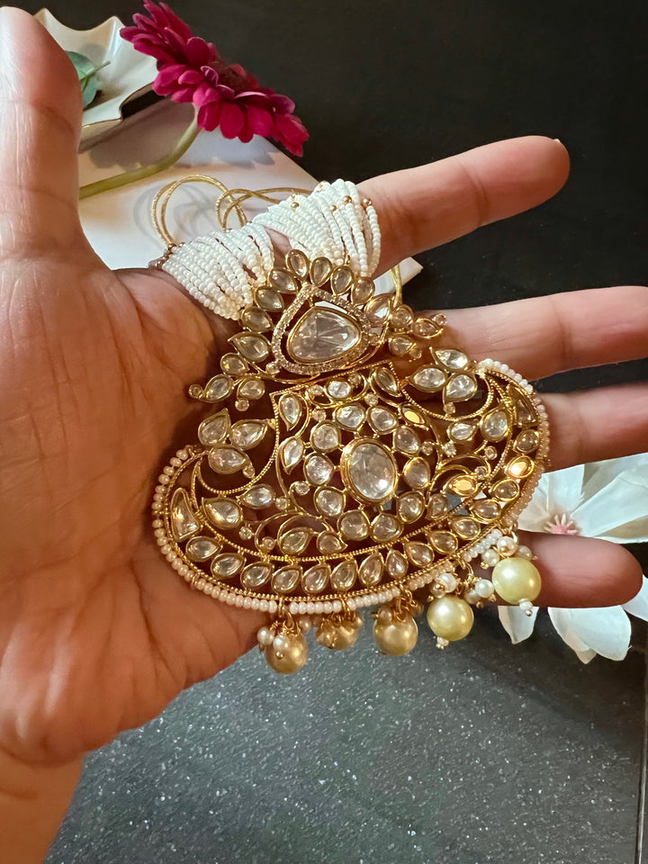 Beautiful Kundan Pendant Necklace with Statement Earrings