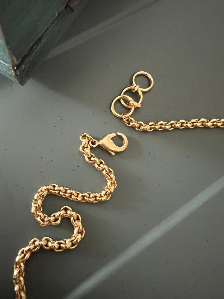 Exquisite Natural Rose Quartz Necklace - Premium Quality Craftsmanship