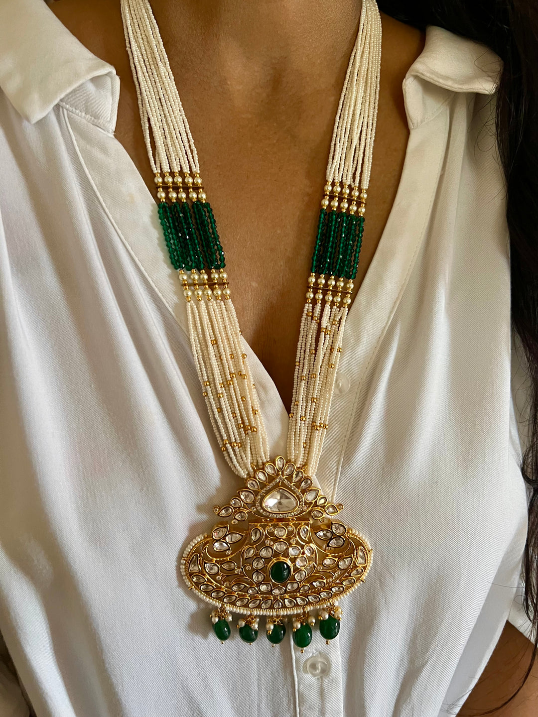 Beautiful Kundan Pendant Necklace with Statement Earrings