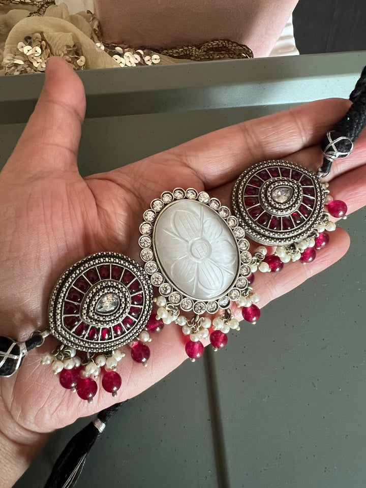 Statement Carved Stone Choker: Exquisite Craftsmanship