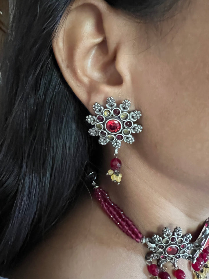 Vintage Artistic Choker with Statement Earrings