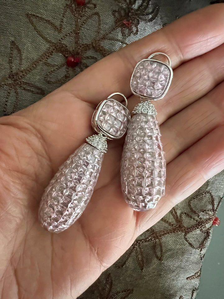 Elegant Earrings - Premium Quality, Exquisite Craftsmanship