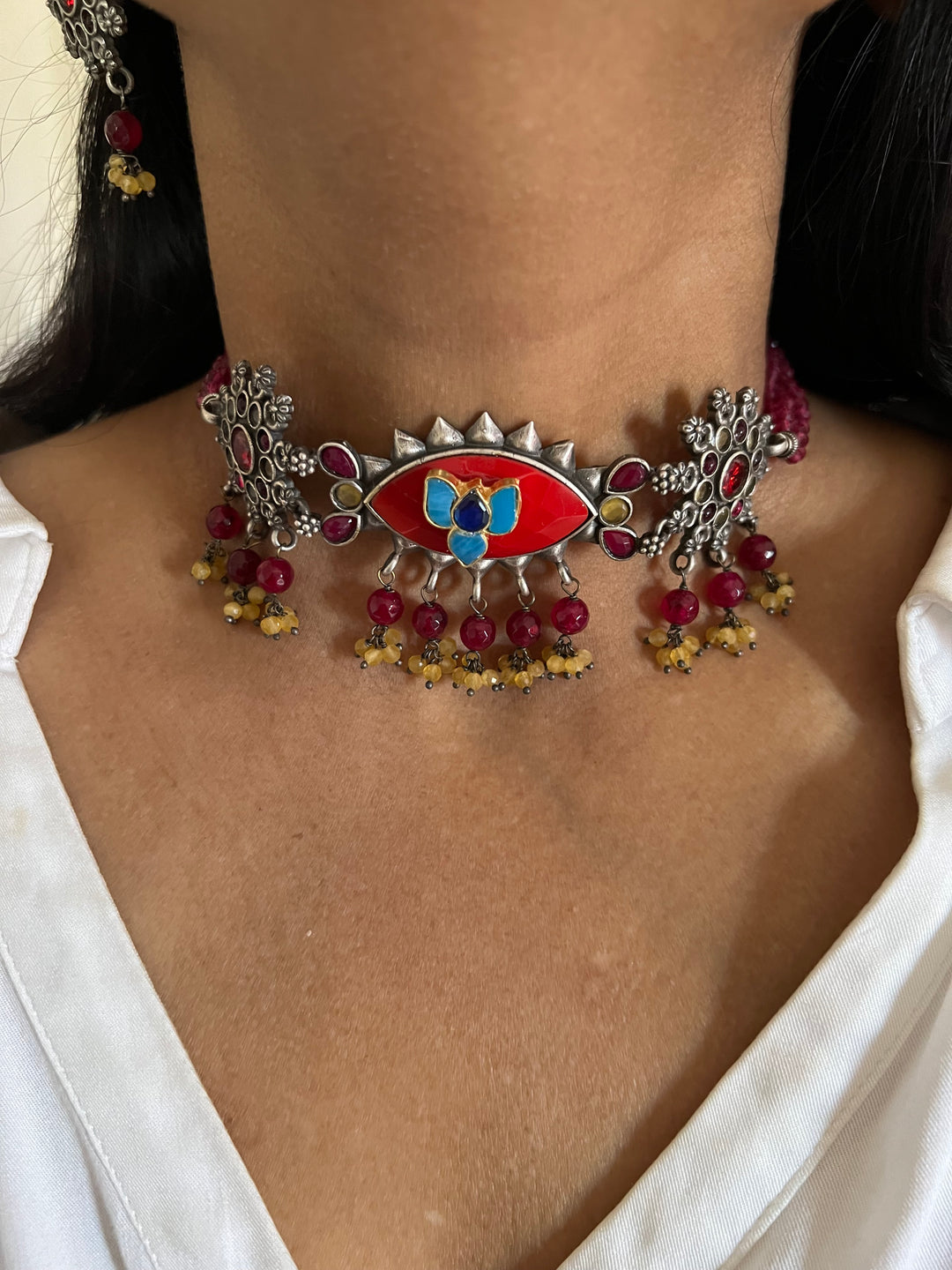 Vintage Artistic Choker with Statement Earrings