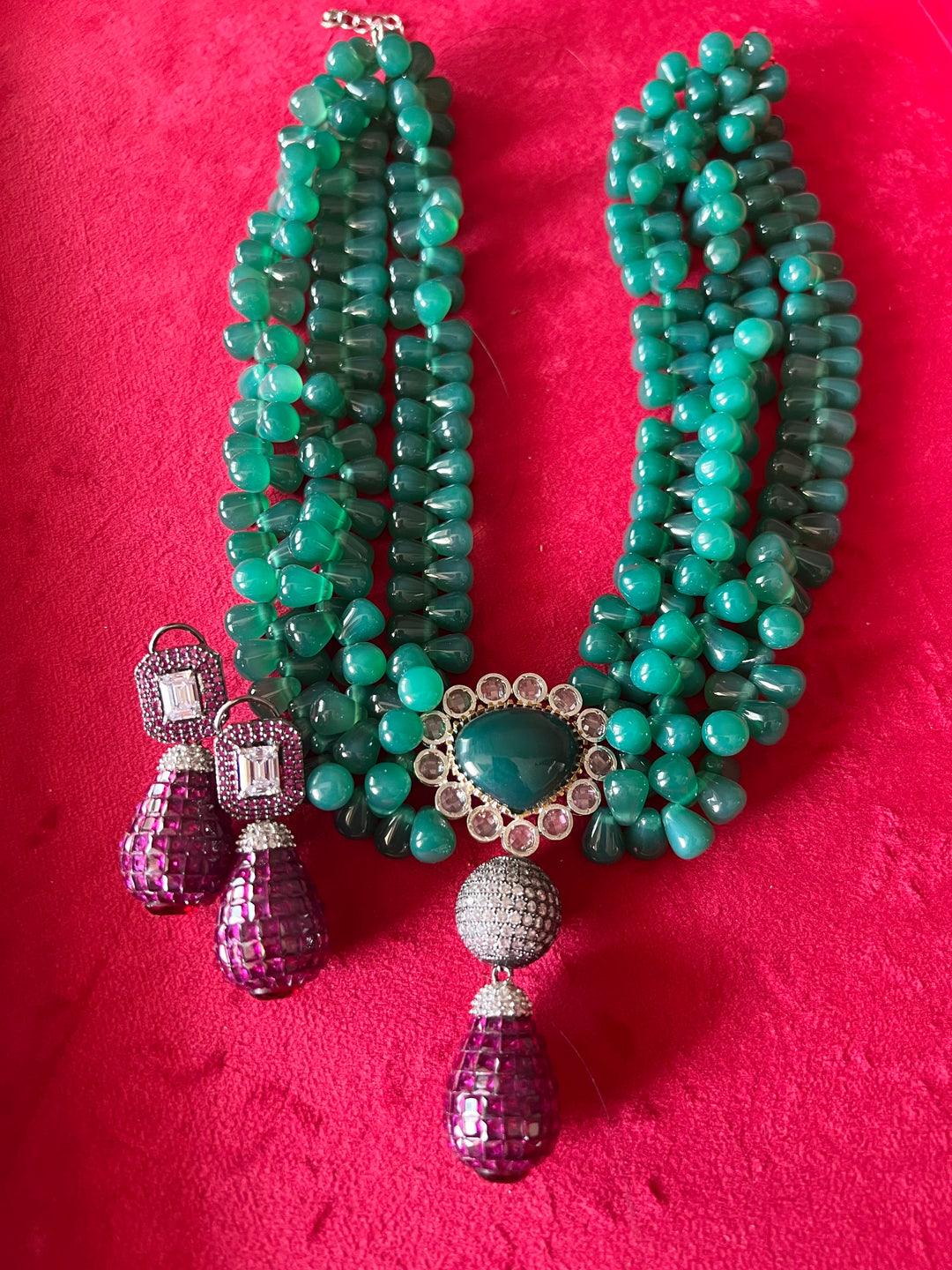 Elegant Necklace Set - Unmatched Quality and Style