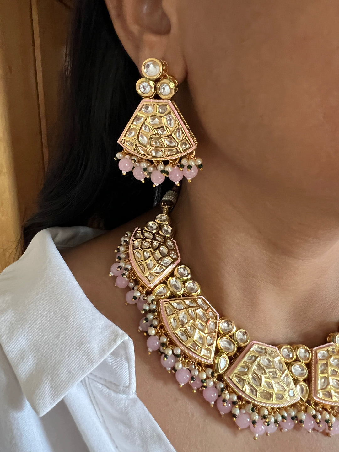 Elegant Kundan Choker Necklace with Earrings