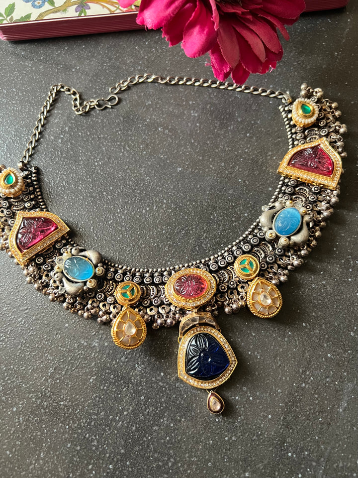 SHIVKA Vintage Fusion Necklace with Earrings