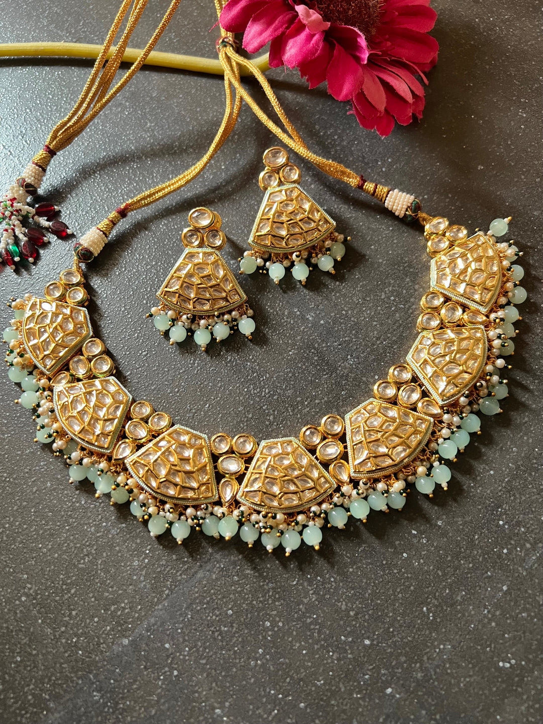 Elegant Kundan Choker Necklace with Earrings