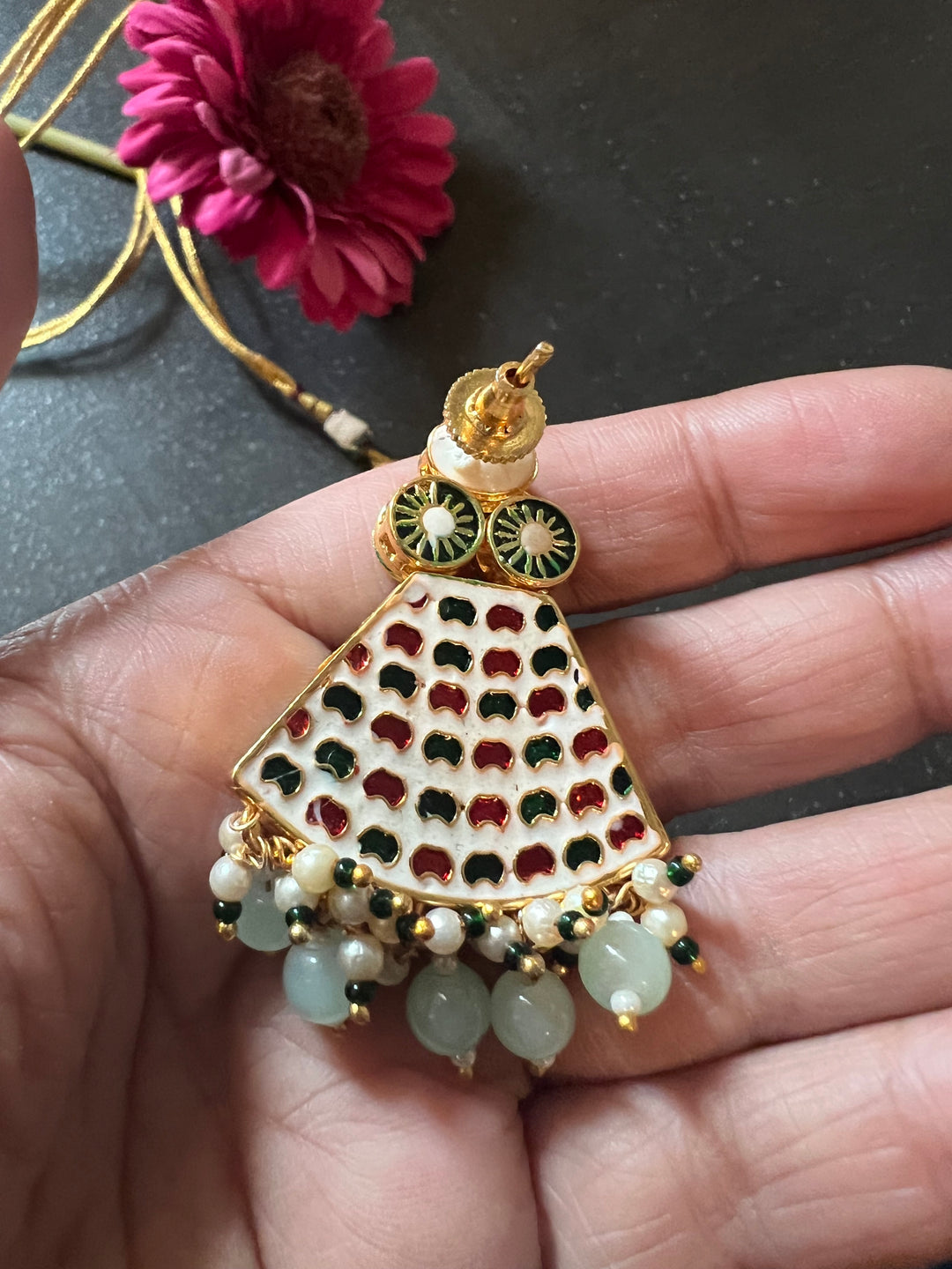 Elegant Kundan Choker Necklace with Earrings