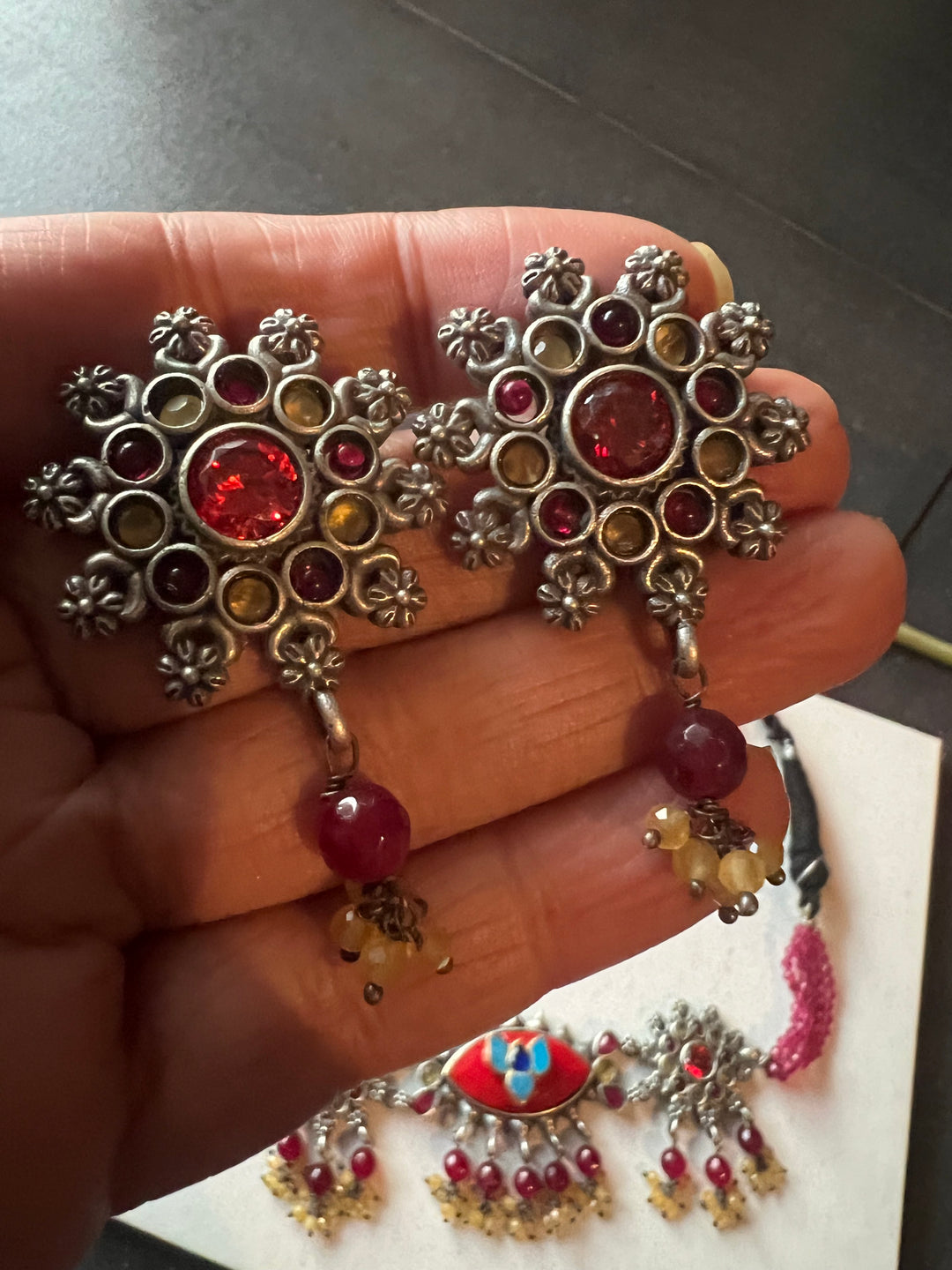 Vintage Artistic Choker with Statement Earrings