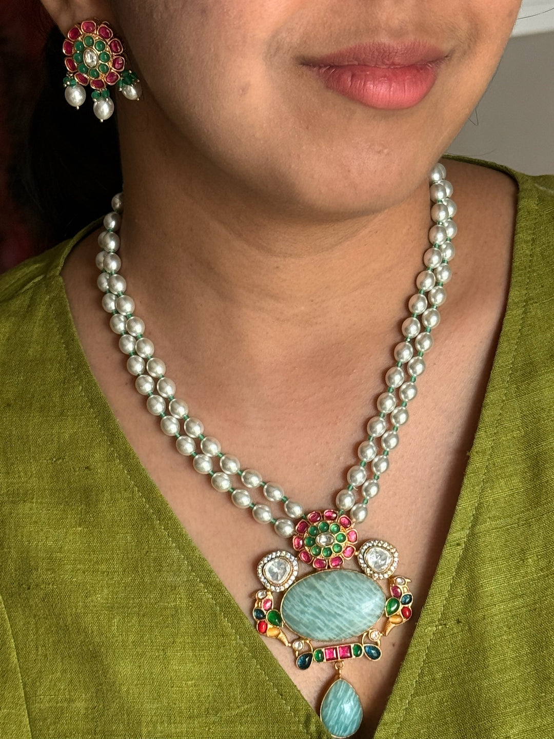 SHIVKA Amazonite Kempu Pendant Set | Bridal Pearl Necklace