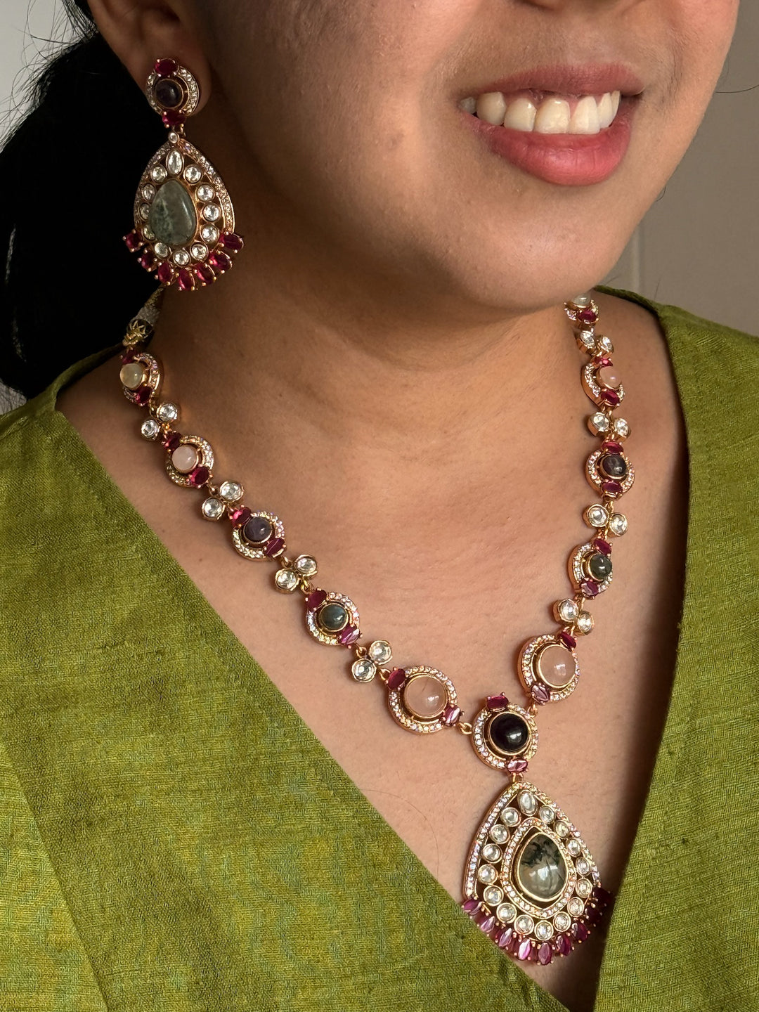 SHIVKA Natural Stone Set