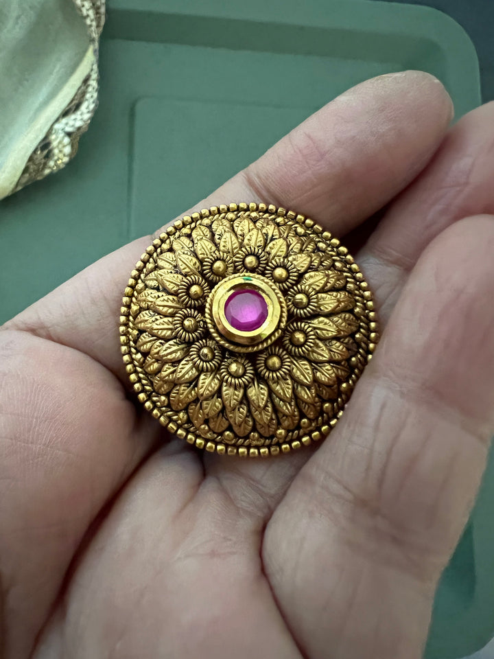 Antique Pink Kundan Ring | Timeless Elegance by SHIVKA