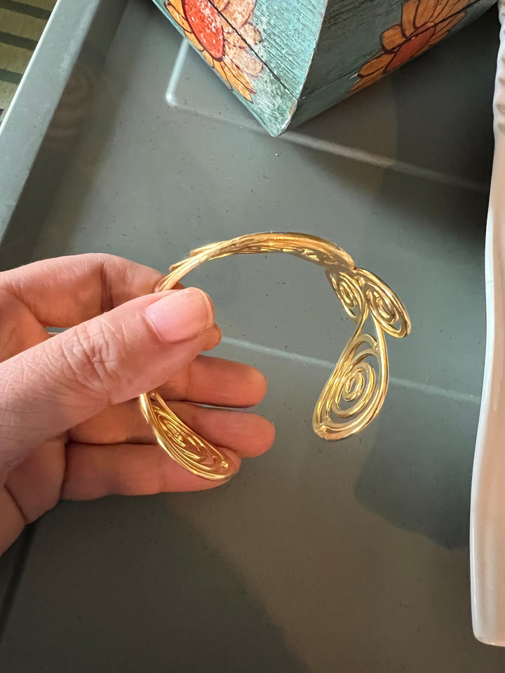 Exquisite Brass Open Cuff - Unparalleled Quality and Style