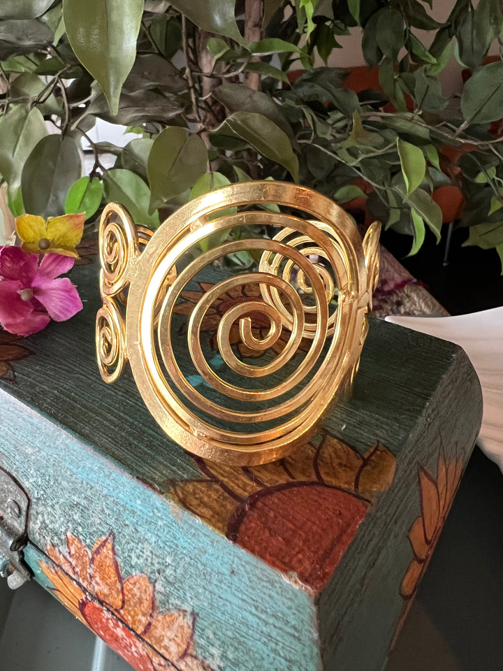 Exquisite Brass Open Cuff - Unparalleled Quality and Style