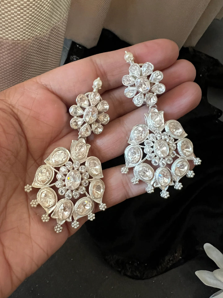 Elegant Earrings - Premium Quality, Exquisite Craftsmanship