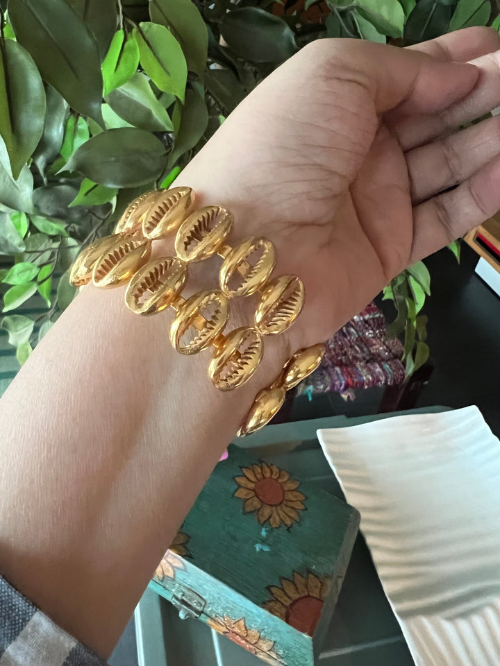 Exquisite Brass Open Cuff - Unparalleled Quality and Style