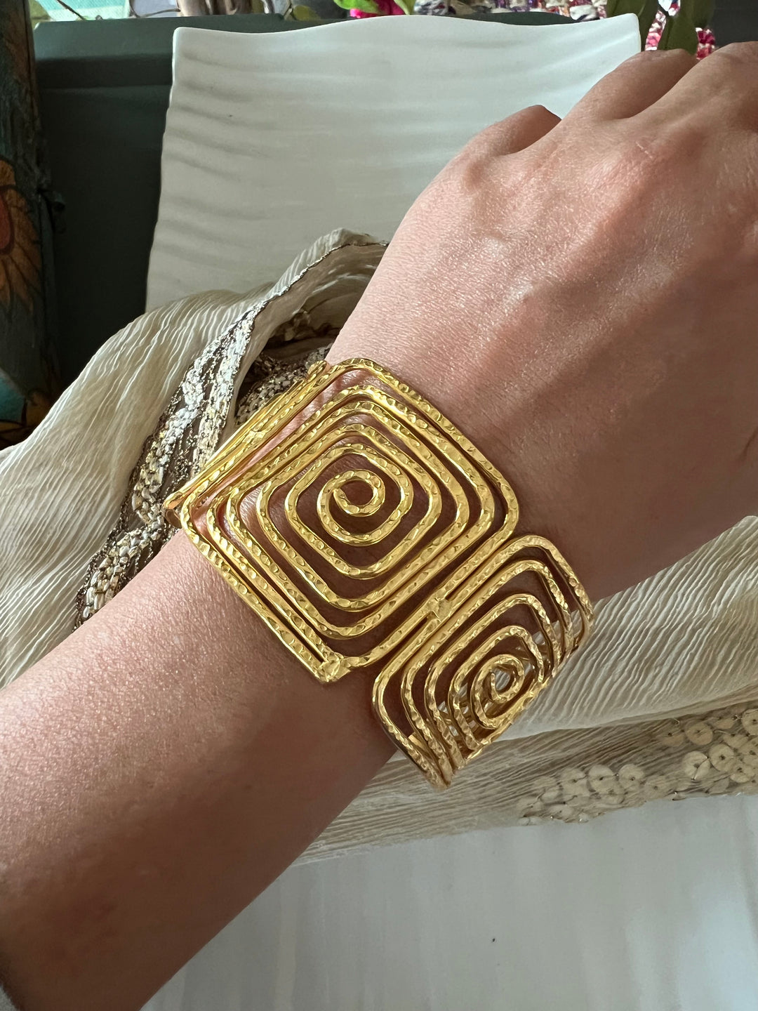 Exquisite Brass Open Cuff - Unparalleled Quality and Style