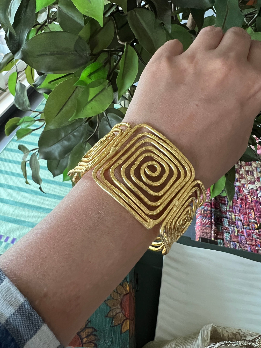 Exquisite Brass Open Cuff - Unparalleled Quality and Style