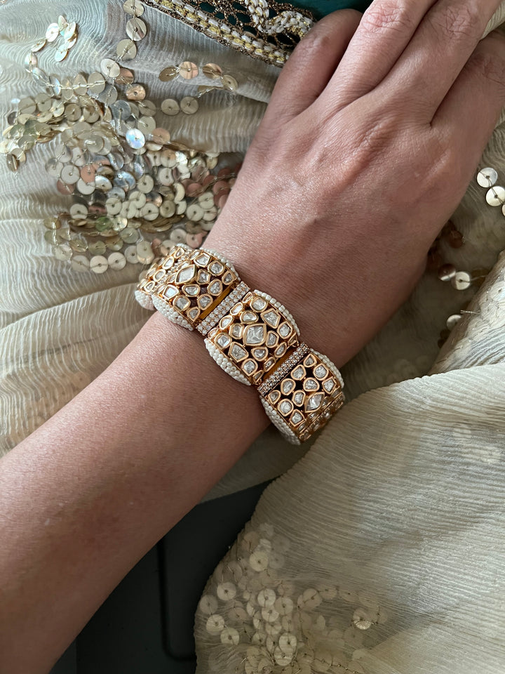 Moissanite Kundan Gajra Bracelet