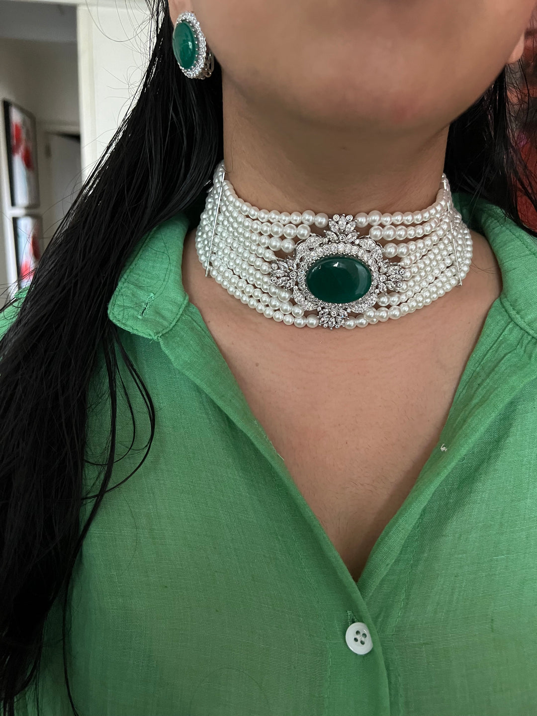 Victorian Pearl Choker with Studs - Unmatched Quality and Style