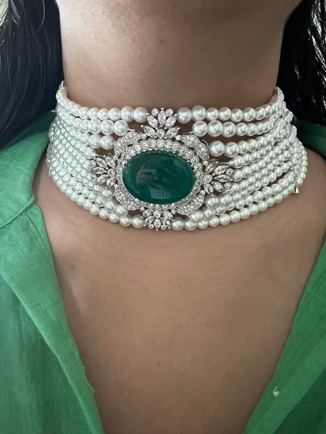 Victorian Pearl Choker with Studs - Unmatched Quality and Style