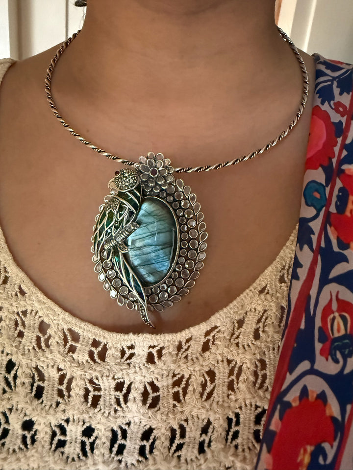 Parrot Labradorite 925 Silver Necklace | SHIVKA