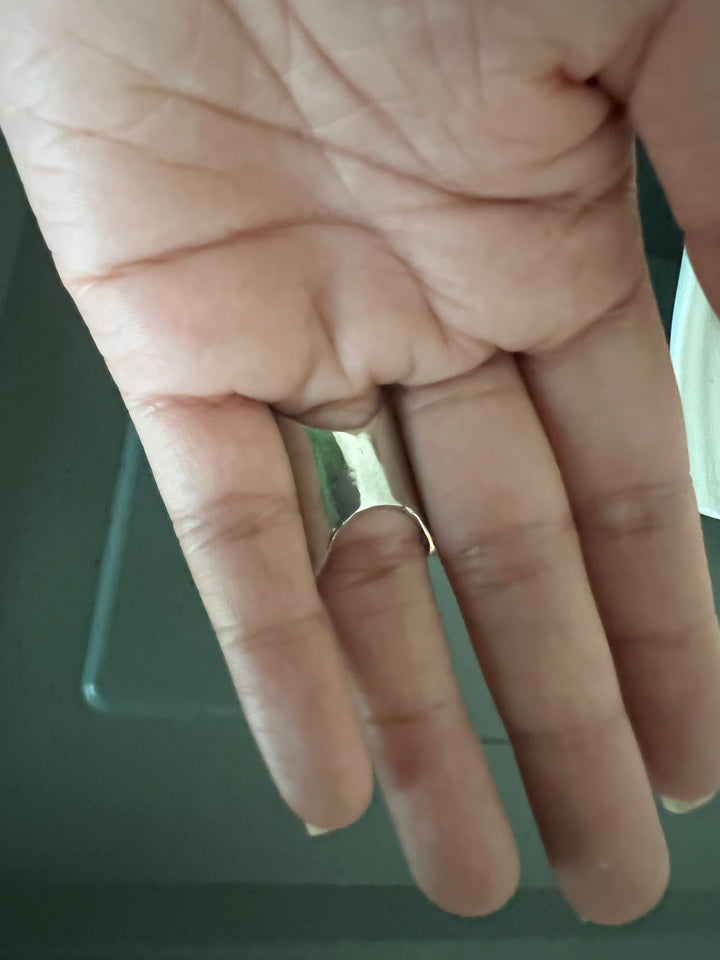 Victorian Faux Diamond Ring - A Touch of Timeless Beauty