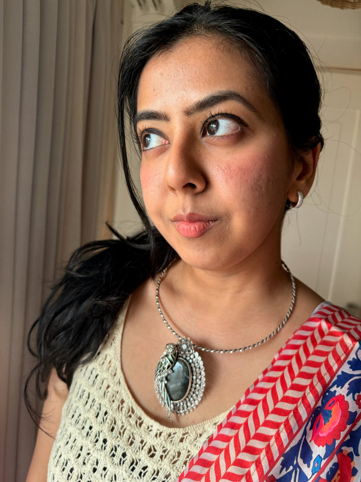 Parrot Labradorite 925 Silver Necklace | SHIVKA