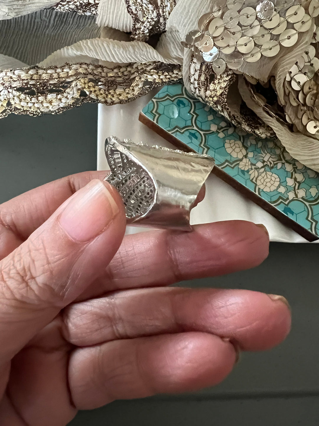 Victorian Faux Diamond Ring - A Touch of Timeless Beauty