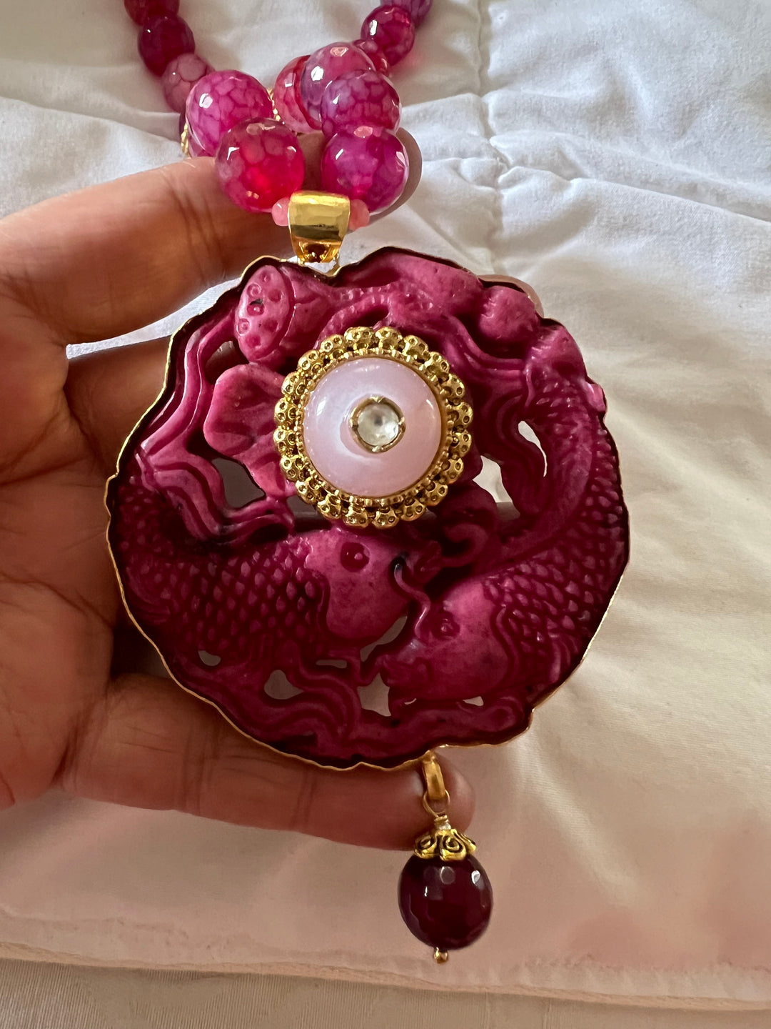 Exquisite Pendant Necklace Set - A Masterpiece of Elegance