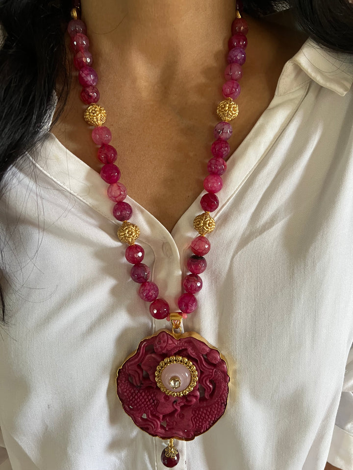 Exquisite Pendant Necklace Set - A Masterpiece of Elegance