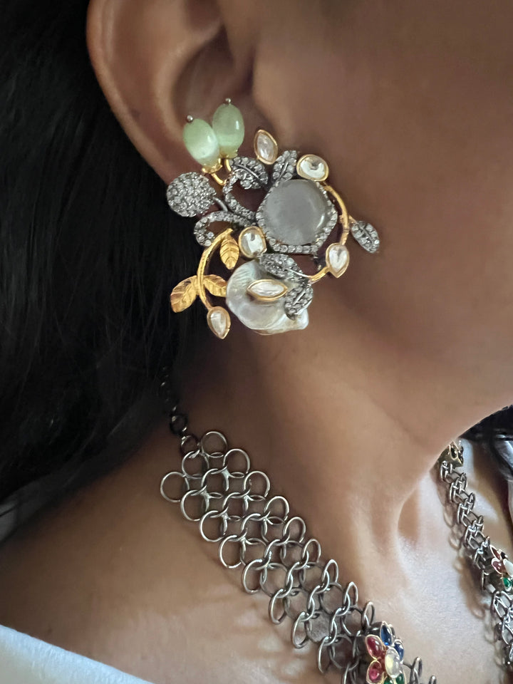 Exquisite Pendant Necklace Set - A Masterpiece of Elegance