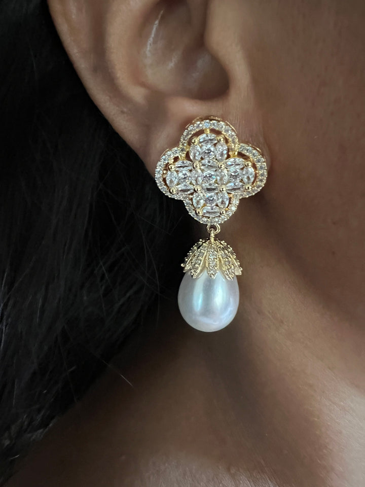 Elegant Earrings - Premium Quality, Exquisite Craftsmanship