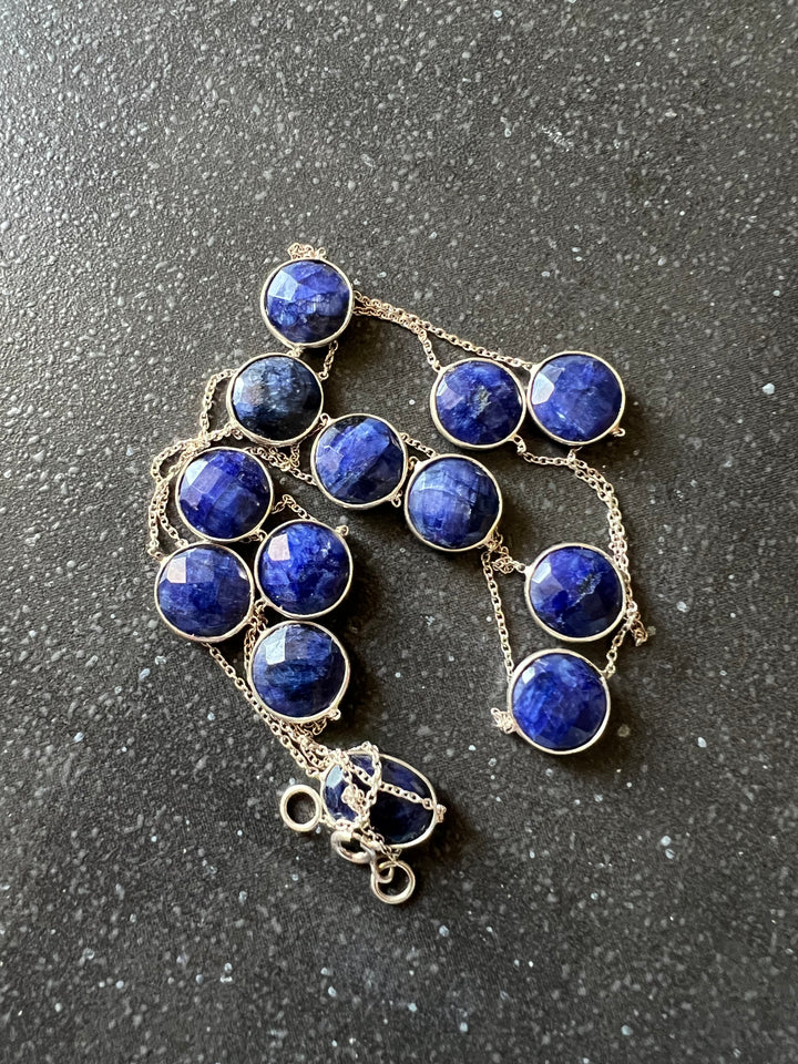 Elegant 925 Silver Bezel Chain with Sapphire Stones - Timeless Sophistication