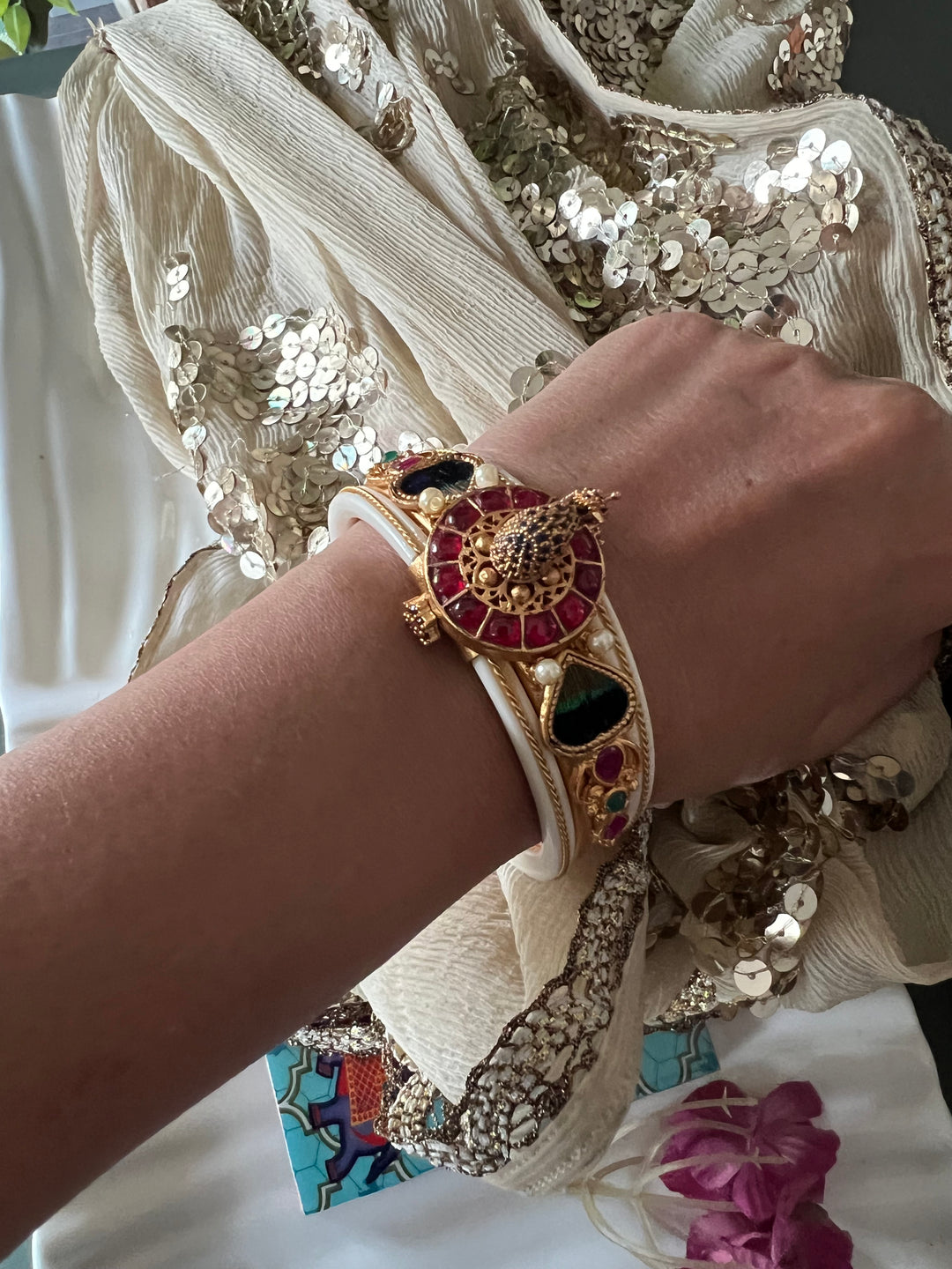 Exquisite Kundan Kada - Unparalleled Quality and Style